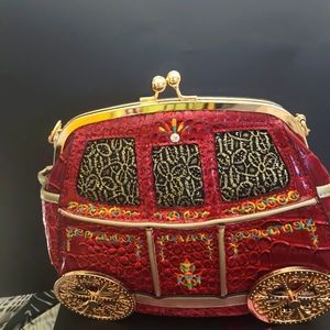 Cute carriage crossbody pocketbook